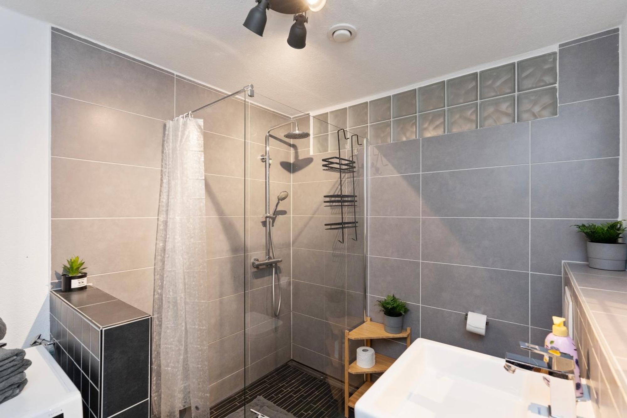 Anytime - Ferienwohnungen Greta In Friedrichshafen Am Bodensee Ngoại thất bức ảnh