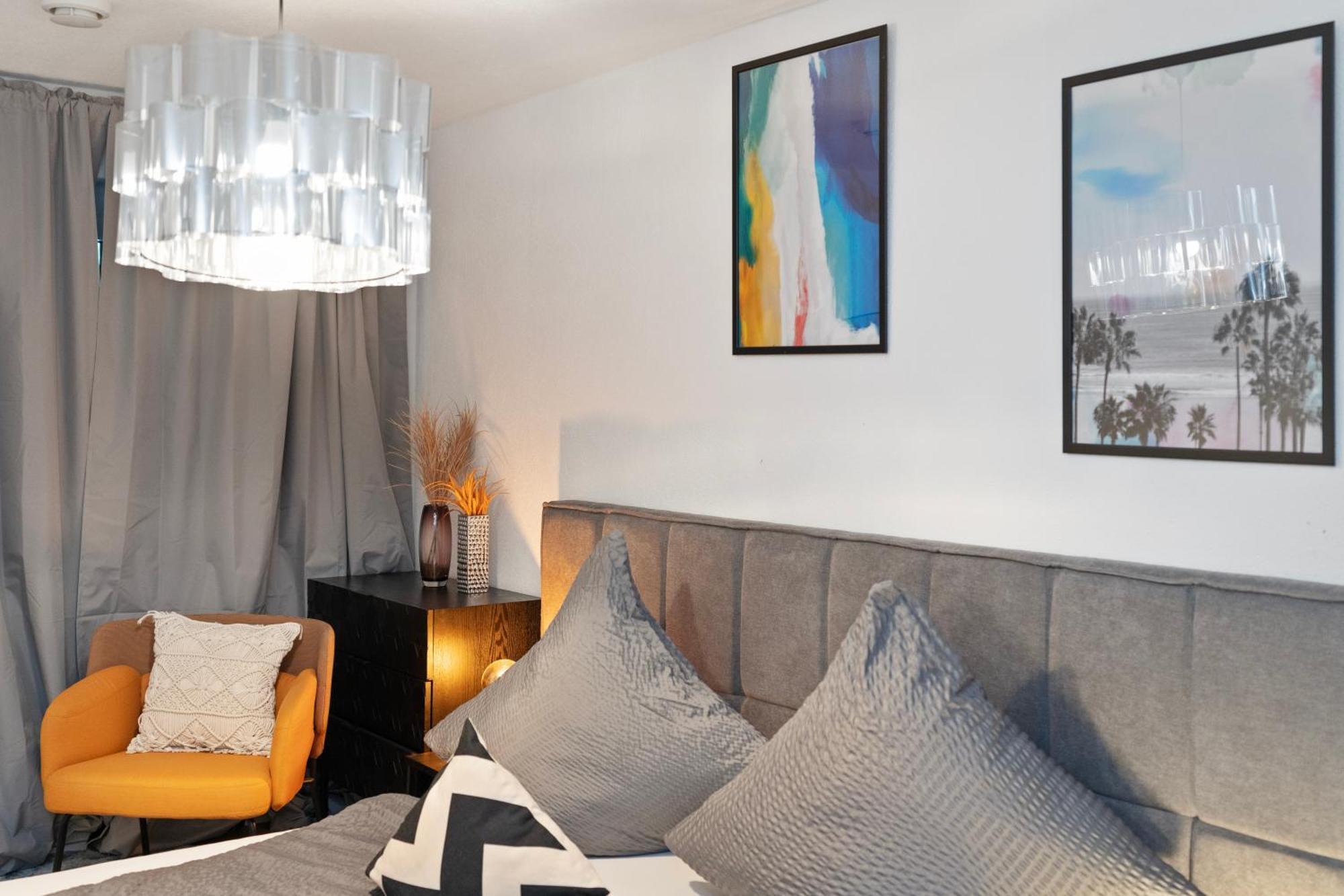 Anytime - Ferienwohnungen Greta In Friedrichshafen Am Bodensee Phòng bức ảnh